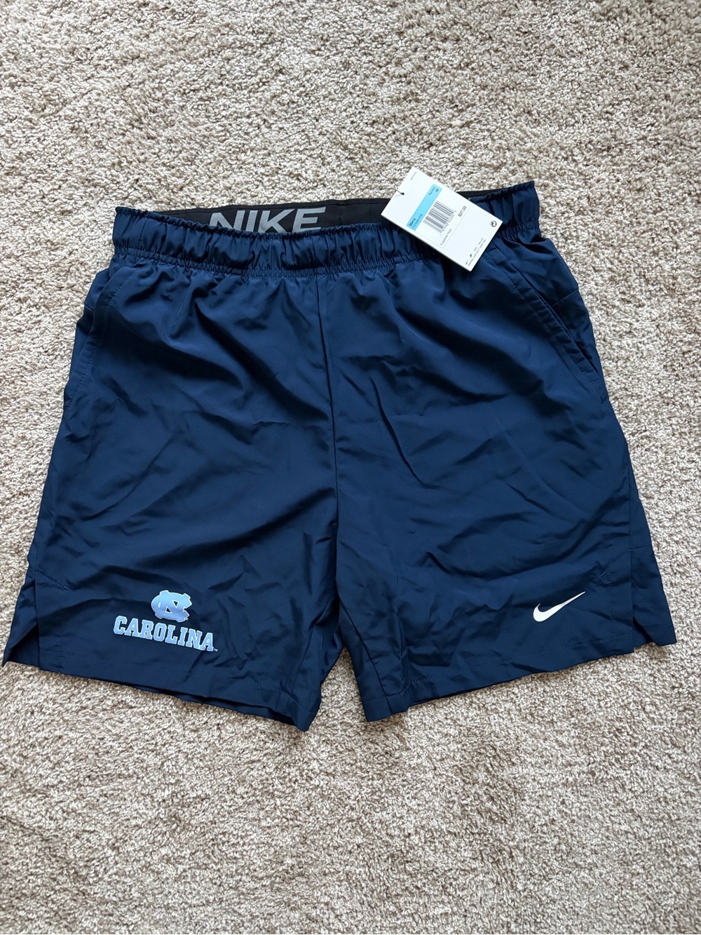 Nike Men's UNC Carolina Dri-Fit Athletic Shorts - Navy - Size Medium